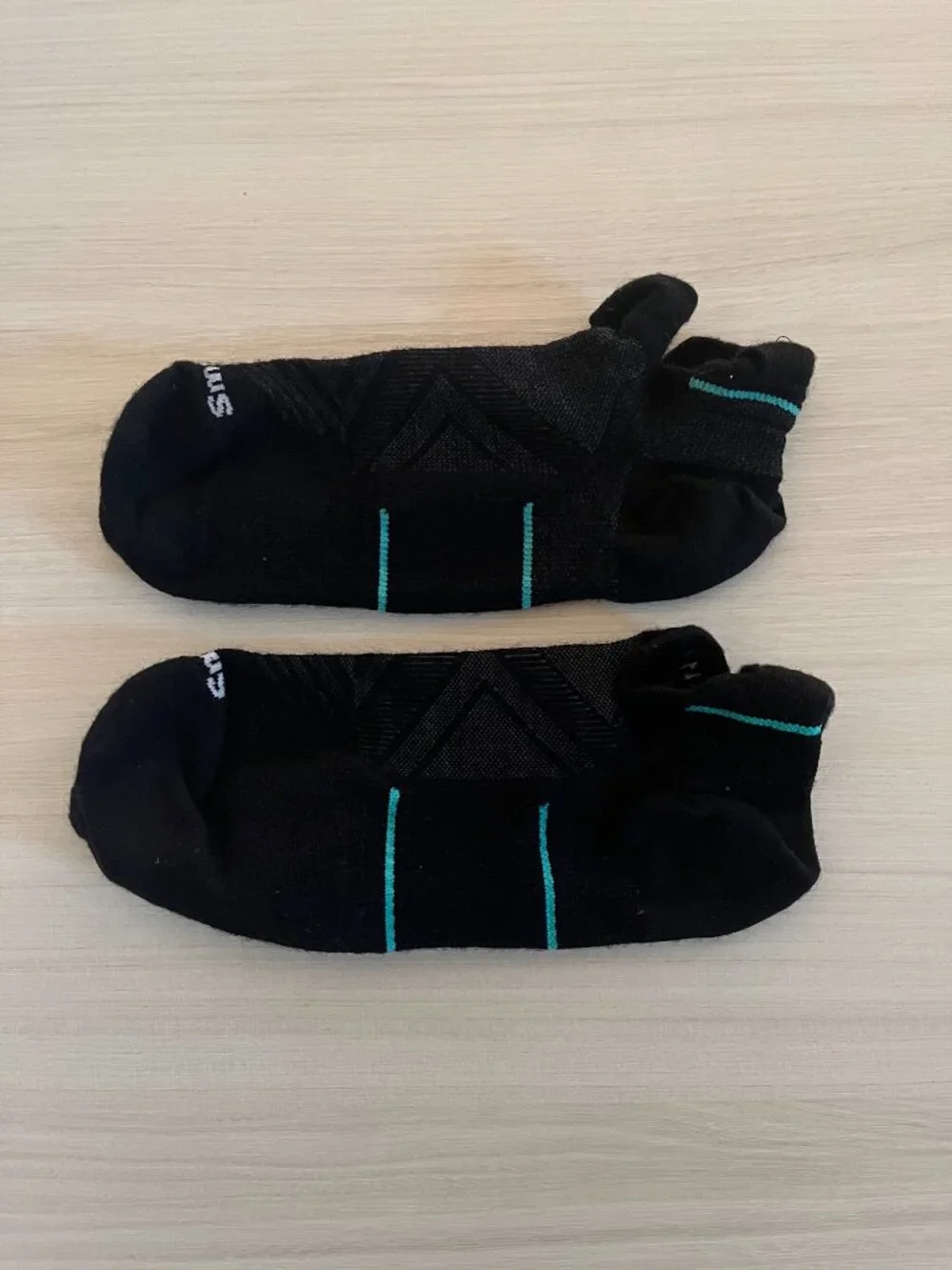 Smartwool Women's Run Zero Cushion Low Ankle Socks • Size Large